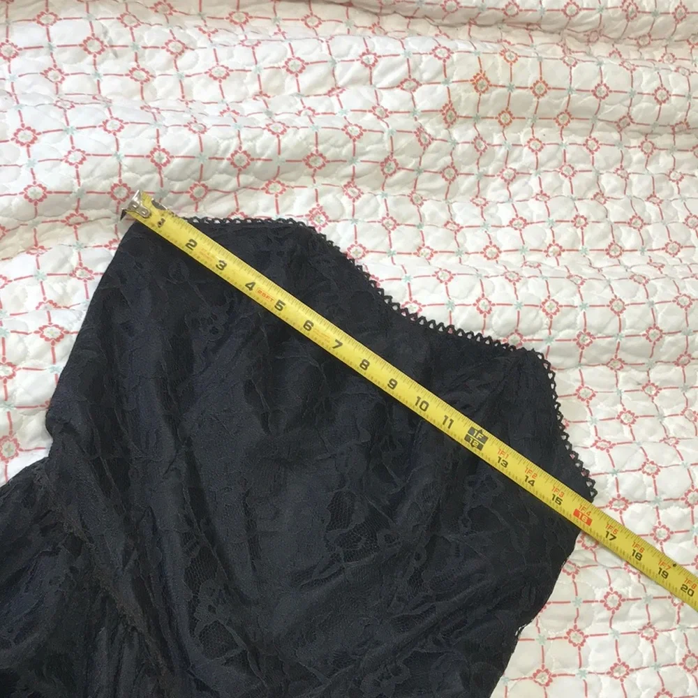 Vintage lace strapless drop waist corset dress - Picture 7 of 9